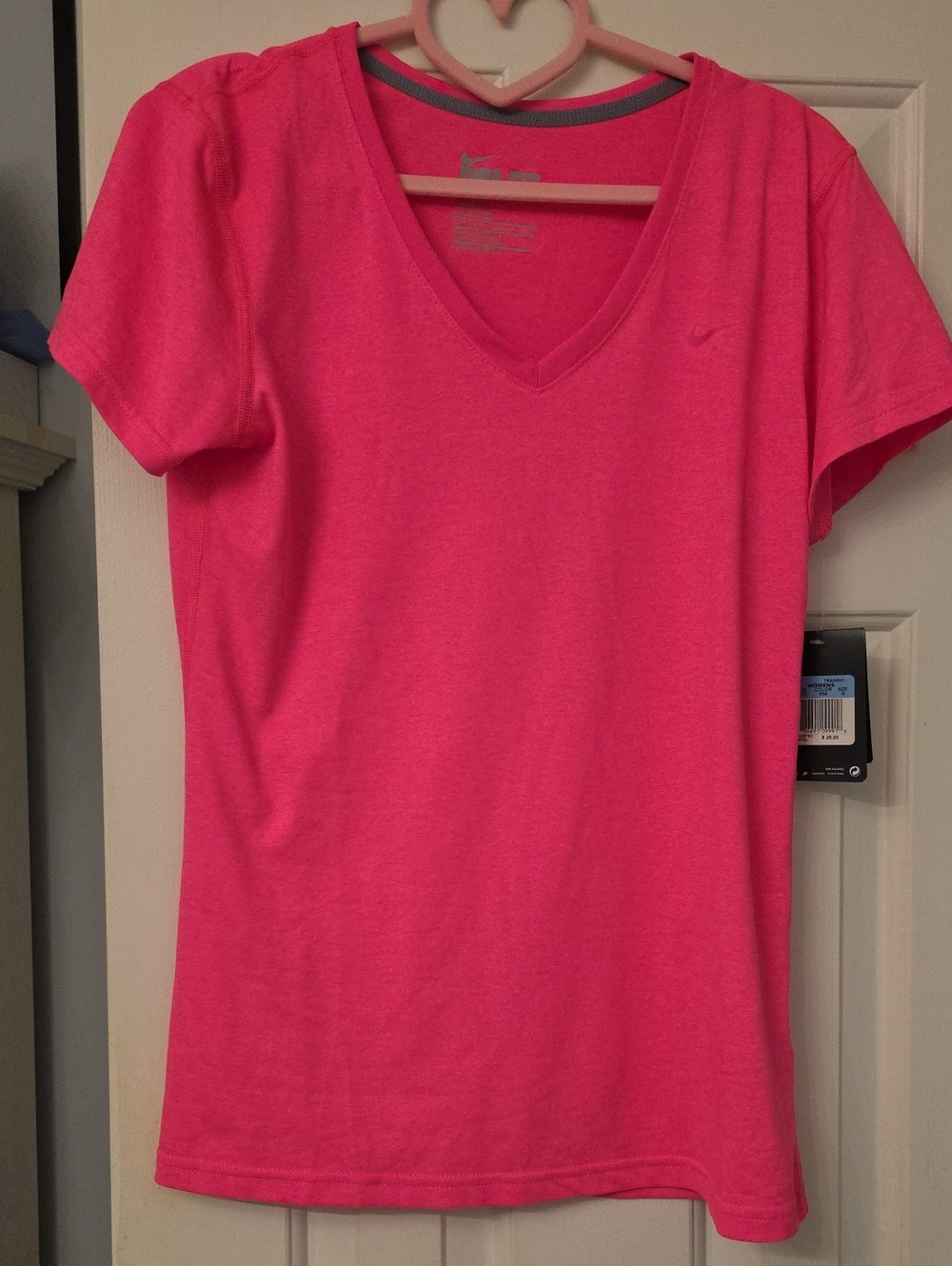 Nike Women’s V-Neck Short Sleeve Tee — Hot Pink Size Medium. Nrw With Tqgs.